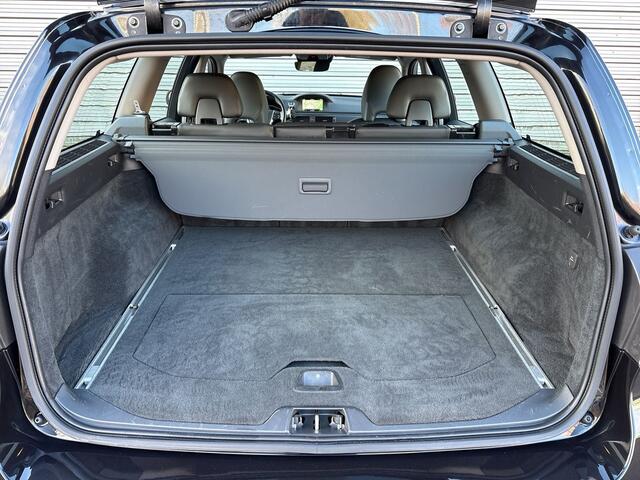 Volvo V70 2.0 T4 Polar+ / Cruise control adaptief / Keyless entry / bi-xenon koplampen /