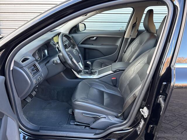 Volvo V70 2.0 T4 Polar+ / Cruise control adaptief / Keyless entry / bi-xenon koplampen /