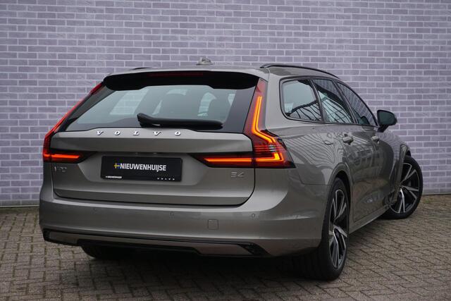 Volvo V90 2.0 B4 R-Design | Verwarmbare stoelen-stuur-achterbank | Parkeerverwarming | Adaptieve cruise control | BLIS | Full LED verlichting | Harman Kardon audio |