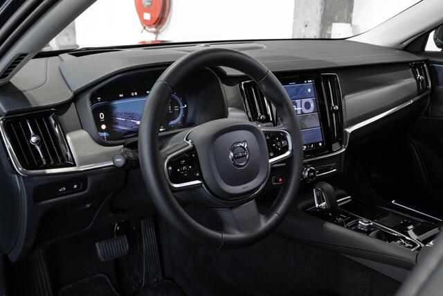 Volvo V90 T6 Automaat Recharge AWD Ultra Bright | Long Range | Panoramadak | Interieur Voorverwarming | Adaptive Cruise Control | Blind Spot | Head-up Display| 360º camera | Alarmklasse 3 | Google infotainment | Harman Kardon premium audio | Stoelverwarming