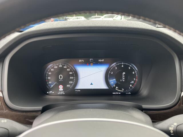 Volvo V90 2.0 T4 Momentum Pro Dealer Onderhouden