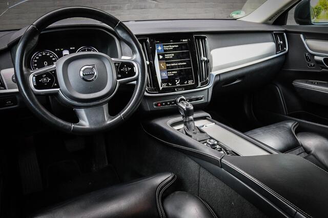 Volvo V90 2.0 T4 Inscription Net binnen; wordt nog showroom klaar gemaakt