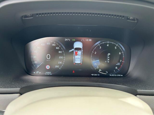 Volvo V90 Cross Country 2.0 T5 Pro | Luchtvering | Bowers & Wilkins | Trekhaak | Panorama-Schuifdak | Stoelverwarming + ventilatie | 360º Camera | Keyless entry | Volvo On Call |
