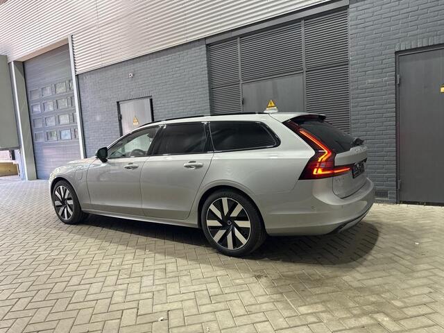 Volvo V90 T6 Plug-in hybrid Ultra Dark | Bowers&Wilkins | Head-Up | Panoramadak | Trekhaak | 360° Camera