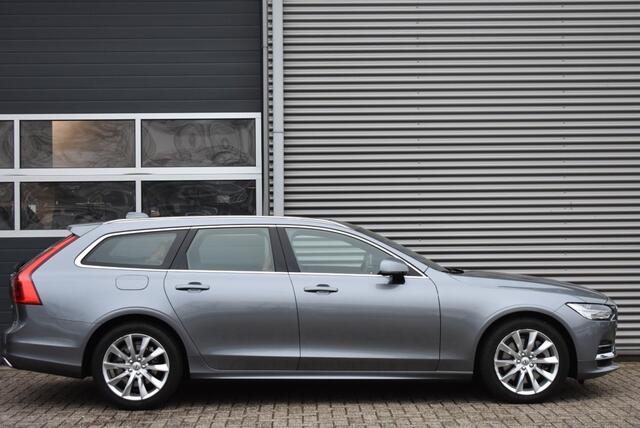 Volvo V90 T8 / INSCRIPTION / CARPLAY / LEDER / PANORAMADAK