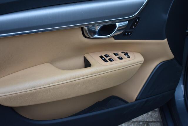 Volvo V90 T8 / INSCRIPTION / CARPLAY / LEDER / PANORAMADAK