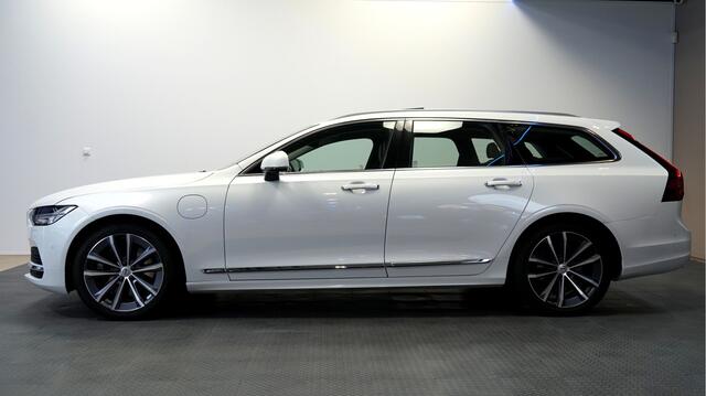 Volvo V90 2.0 T8 Recharge AWD 287kW/390pk Aut8 Inscription PANORAMADAK + HARMAN/KARDON + ADAPT.CRUISE + PILOT ASSIST + STOELVERWARMING&-VENTILATIE + 360 CAMERA + HEAD-UP DISPLAY + STUURVERWARMING + KEYLESS ENTRY&GO + PARKSENSOREN V&A + 19" LM-VELGEN!!