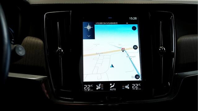 Volvo V90 2.0 T8 Recharge AWD 287kW/390pk Aut8 Inscription PANORAMADAK + HARMAN/KARDON + ADAPT.CRUISE + PILOT ASSIST + STOELVERWARMING&-VENTILATIE + 360 CAMERA + HEAD-UP DISPLAY + STUURVERWARMING + KEYLESS ENTRY&GO + PARKSENSOREN V&A + 19" LM-VELGEN!!