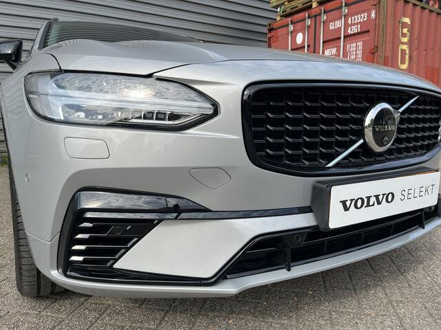 Volvo V90 T6 350pk AWD Ultra Dark / 360 Camera / Head-Up / Schuif/kanteldak / Trekhaak / BLIS /