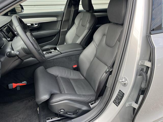 Volvo V90 T6 350pk AWD Ultra Dark / 360 Camera / Head-Up / Schuif/kanteldak / Trekhaak / BLIS /
