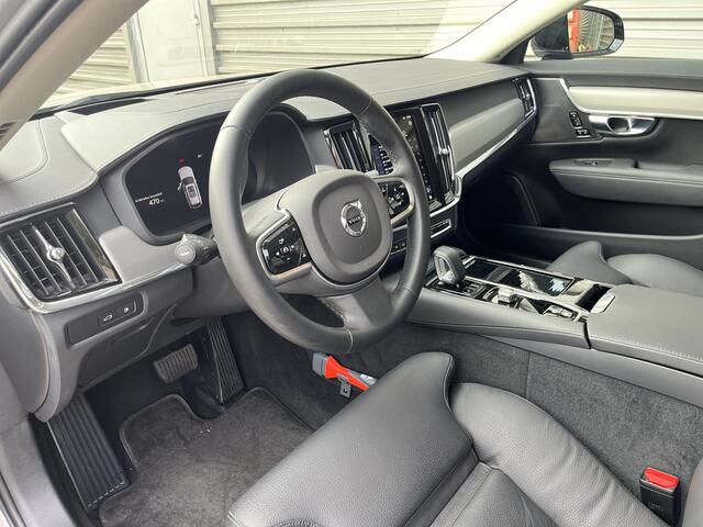 Volvo V90 T6 350pk AWD Ultra Dark / 360 Camera / Head-Up / Schuif/kanteldak / Trekhaak / BLIS /