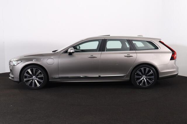 Volvo V90 T6 AWD Recharge Inscription Exclusive - Panorama/schuifdak - IntelliSafe Assist & Surround - Harman/Kardon audio - 360º Camera - Adaptieve LED koplampen - Verwarmde voorstoelen, stuur & achterbank - Head up display - Parkeersensoren voor & achter - Massag
