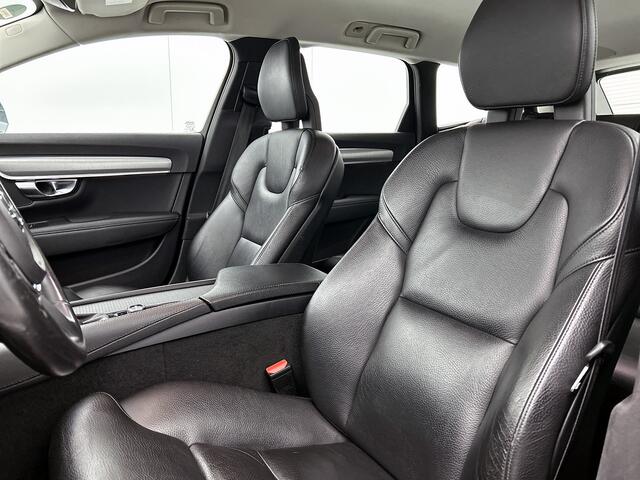 Volvo V90 D4 190PK Automaat Momentum / Navigatie / Adap-cruise / park-assist / Memory sportseats / leder int. / Trekhaak / 18" Lmv / Apk april-2026