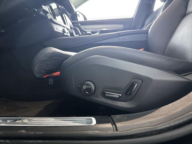 Volvo V90 T6 Aut. Plug-in hybrid AWD Ultra Dark | Panoramadak | 360° camera | Harman Kardon | Head- up display