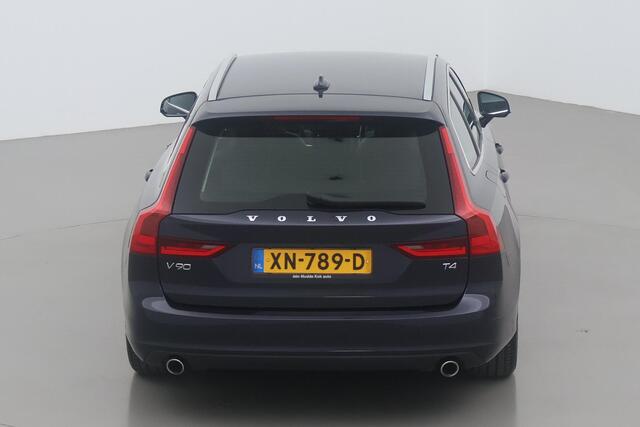 Volvo V90 T4 Momentum | Trekhaak | ACC | BLIS | Stoel+Stuurverwarming | Camera | Leder