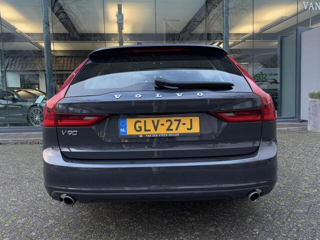 Volvo V90 2.0 T4 Momentum Standkachel | Elek. Trekhaak | Dealer Onderhouden
