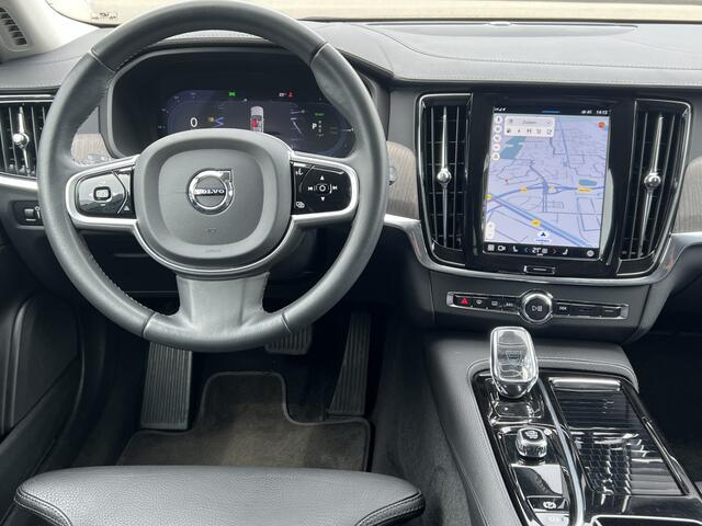 Volvo V90 2.0 T6 Recharge AWD Inscription 340 pk Navi Camera Trekhaak Pilot Assist Blis Elek Stoelen Leder Stoelverwarming 18 Inch Keyless DAB Eigenaar Plug-in Hybride