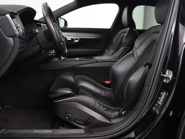Volvo V90 2.0 T8 Recharge AWD R-Design | Stoel & stuurverwarming | Trekhaak | Adaptive cruise | Camera | Carplay | BLIS | Carplay | Navigatie | Keyless | Achterbankverwarming