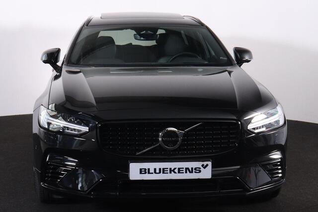 Volvo V90 T6 Recharge AWD Ultimate Dark - 360º camera - Adaptive Cruise Control - Pilot Assist - BLIS dodehoekassistentie - Harman Kardon premium audio - Elektr. verstelbare voorstoelen met geheugen - Stoelverwarming voor & achter - Verwarmbaar stuur - Zongordijnen