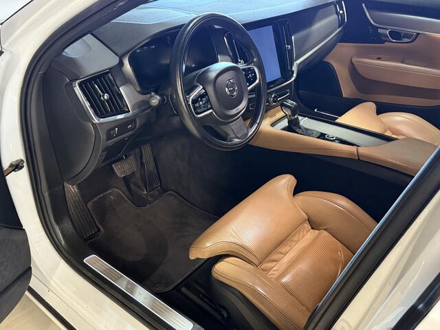 Volvo V90 2.0 D4 Inscription | Massagestoelen | Stoelventilatie | Apple Carplay
