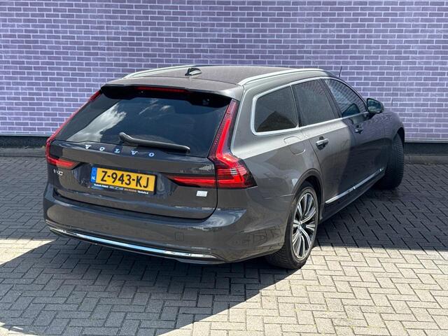 Volvo V90 2.0 T6 AWD Inscription | Harman Kardon audio | Stoel- / Stuurverwarming | Trekhaak | Adaptive Cruise Control | Getint Glas | Camera | Dodehoekdetectie | Parkeersensoren | DAB | Volvo On Call |