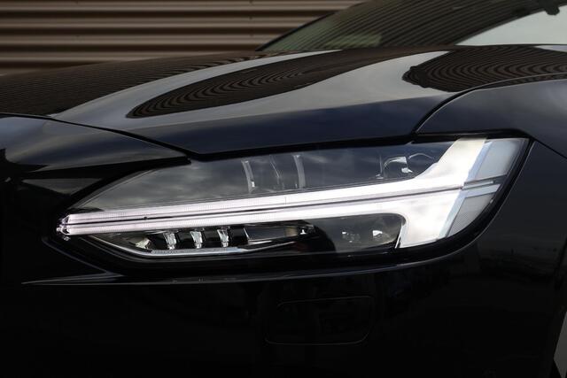 Volvo V90 T6 Plug-in hybrid AWD Ultra Dark | Gelaagd glas | Head-Up Display | Harman Kardon