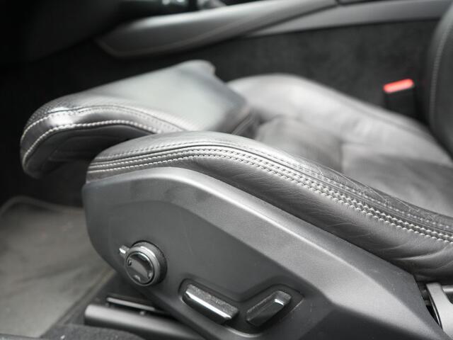Volvo V90 T5 Inscription 255pk Automaat | Panodak | Trekhaak af Fabriek | Adaptive Cruise | Luxe Lederen Comfortzetels Massage & Memory | Head Up | Bowers & Wilkins | 360 Camera | BLIS | 20"L.M |