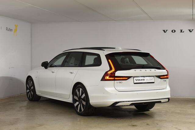 Volvo V90 T8 455PK Automaat Plug-in Hybrid AWD Ultra Dark / Navigatie / 360 Camera / Harman Kardon / Stuur & Stoelverwarming / Gelaagde Zijruiten / LM Velgen / Trekhaak