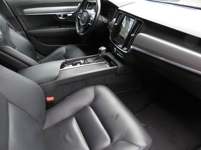 Volvo V90 2.0 T4 Automaat Momentum Airco ACC Cr-Control CarPlay Panoramadak