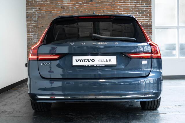 Volvo V90 T8 Automaat AWD Inscription | Panoramadak| Interieur Voorverwarming| Electrisch Bedienbare Voorstoelen| Adaptieve Cruise Control| Blind Spot | Semi Electrische Trekhaak| Alarmklasse 3| Parkeer Camera.