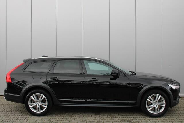Volvo V90 Cross Country T5 AWD 90th Anniversary Edition | Trekhaak | Sport leer | Parkeer camera