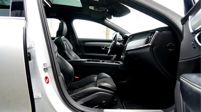 Volvo V90 2.0 T4 140kW/190pk Aut8 R-Design PANORAMADAK + FULL LED HIGH BEAM + NAVI SENSUS + PILOT ASSIST + ADAPT.CRUISE + STOELVERWARMING + LEER/ALCANTARA + LANE ASSIST + KEYLESS ENTRY&GO + ON-CALL + PARKSENSOREN + 19" LM-VELGEN!!