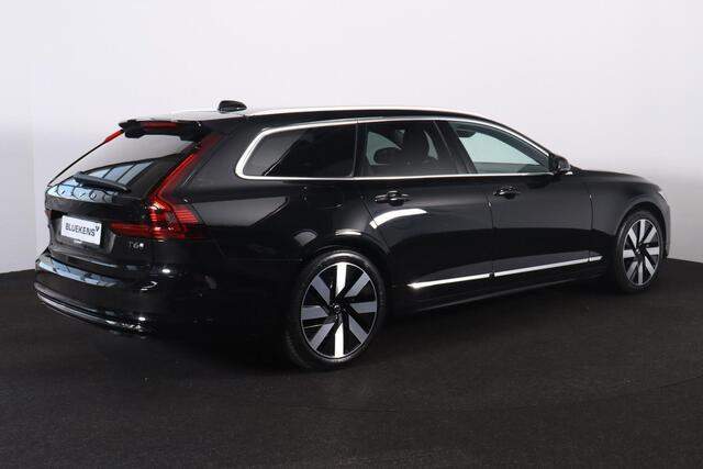 Volvo V90 T6 Recharge AWD Plus Bright - IntelliSafe Assist & Surround - 360º Camera - Harman/Kardon audio - Adaptieve LED koplampen - Verwarmde voorstoelen, stuur & achterbank - Parkeersensoren voor & achter - Elektr. bedienb. voorstoelen met geheugen - Extra getin