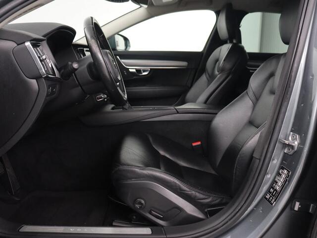 Volvo V90 2.0 D3 Momentum | Leder | Trekhaak | Stoelverwarming | Adaptive cruise | Carplay | Navigatie | Digital Cockpit | Full LED | Parkeerhulp | Climate control