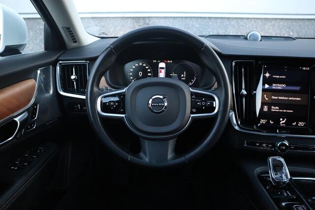 Volvo V90 2.0 T8 AWD Inscription Panorama / Bowers & Wilkins / Pilot assist / Dode hoek /