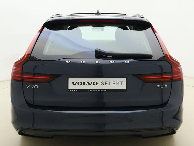 Volvo V90 T6 350pk AWD Ultra Dark / Dubbel glas / 19'' + All Season / Trekhaak / head-Up / Lederen Dashboard / Stoel + Stuurw. Verwarming / Full-LED / 360 Camera / Keyless /