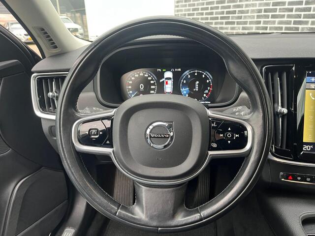 Volvo V90 Cross Country 2.0 T5 Pro | Trekhaak | Stoel/stuur verwarming | Standkachel | Memory | Intellisafe surround | Adaptieve cruise control | Camera |