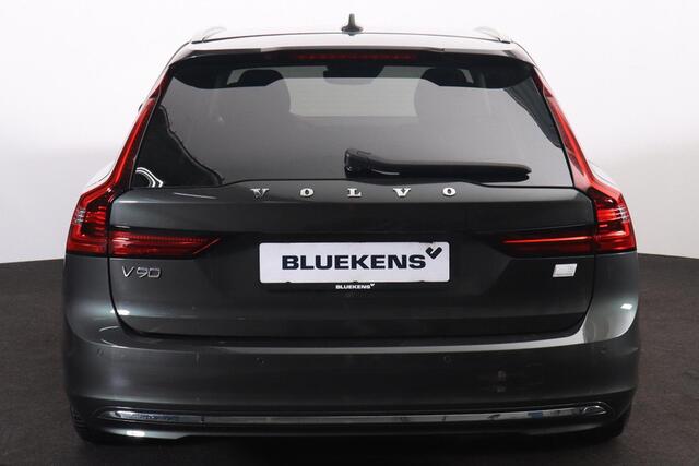 Volvo V90 T6 AWD Inscription - IntelliSafe Assist & Surround - Harman/Kardon audio - Adaptieve LED koplampen - Parkeercamera achter - Verwarmde voorstoelen, stuur & achterbank - Parkeersensoren voor & achter - Elektr. bedienb. voorstoelen met geheugen - Standkachel