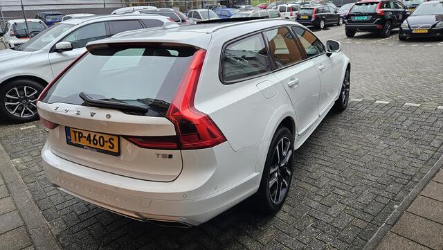 Volvo V90 Cross Country 2.0 T5 AWD Pro