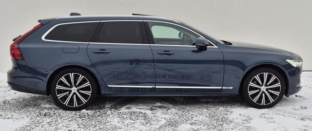 Volvo V90 2.0 T6 Phev AWD Plus 19" Wielen - Panoramadak - Trekhaak - Harman Kardon Audio - Camera achter - Climate - Privacy Glass - Zwart lederen Interieur - Electrisch bedienbare voorstoelen met memory- Achterbank verwarming - Voorruit verwarming