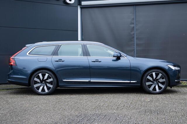 Volvo V90 T6 Automaat Plug-in hybrid AWD Ultra Bright | Panoramadak | Verwarmbare voorstoelen en achterbank | Verwarmbaar stuurwiel | Premium audio by Harman Kardon | Adaptieve cruise control | Rondom zichtcamera | Apple carplay/Android auto | 19 inch Lichtmetalen