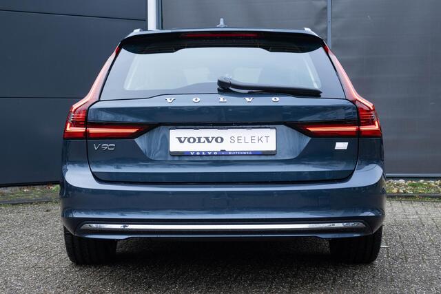 Volvo V90 T6 Automaat Plug-in hybrid AWD Ultra Bright | Panoramadak | Verwarmbare voorstoelen en achterbank | Verwarmbaar stuurwiel | Premium audio by Harman Kardon | Adaptieve cruise control | Rondom zichtcamera | Apple carplay/Android auto | 19 inch Lichtmetalen