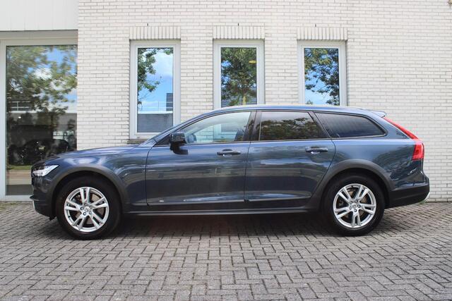 Volvo V90 Cross Country T5 Automaat 90th Anniversary Edition | Dealeronderhouden | Lederen bekleding | Adaptieve Cruise Control | BLIS | Verwarmbare voorstoelen | Elektrisch bedienbare achterklep | Parkeercamera achter | Parkeersensoren voor en achter |
