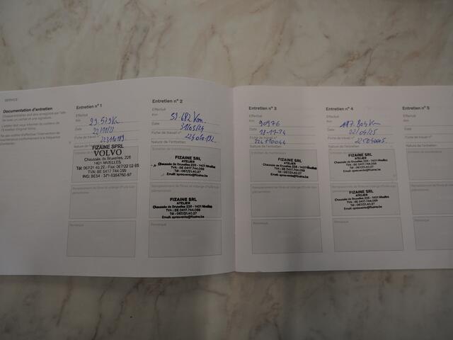 Volvo V90 2.0 T6 Plug-in hybrid AWD Plus Dark Long Range | Panoramadak | Pilot Assist | Trekhaak | Leder | Harman/Kardon | 360 | Keyless | Carplay