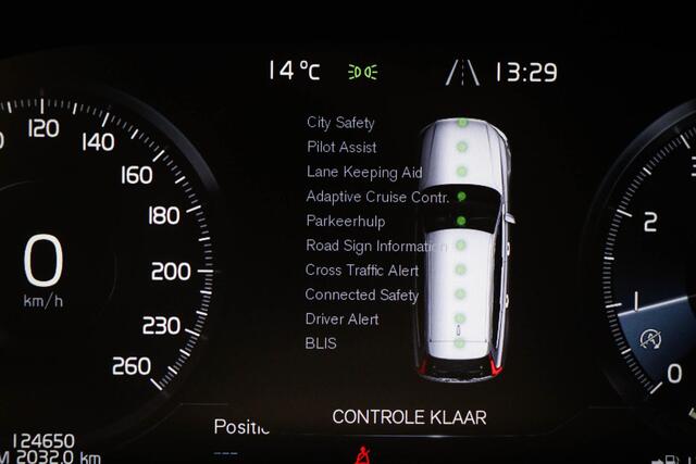 Volvo V90 Cross Country 2.0 T5 AWD Pro | SCANDINAVIAN / LUXURY- LINE | PANORAMADAK | HEAD UP | STUURVERWARMING | TREKHAAK