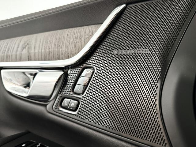 Volvo V90 T8 AWD Plug-in Inscription | Panoramadak | 360° camera | Head-up Display | Harman Kardon | Stoel- en Stuurverwarming | Stoelventilatie | Trekhaak