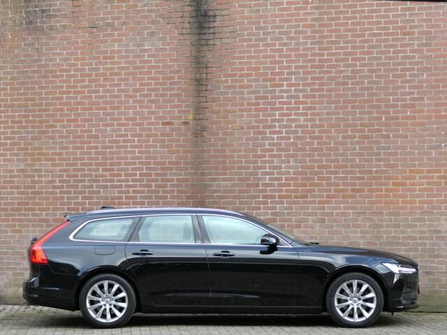 Volvo V90 T4 AUT Momentum 12MND garantie / Trekhaak / BLIS / Pilo