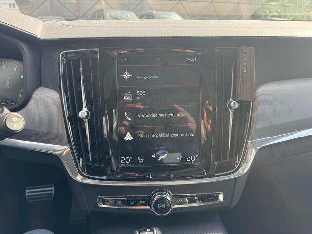 Volvo V90 2.0 T4 Business Sport Full LED | Camera | Adaptieve cruise control | stoel + stuur verwarming | Trekhaak | elektrisch panorama dak | lederen interieur | harman kardon | Head up display |