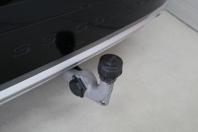 Volvo V90 Cross Country 2.0 T5 Pro Navigatie | Panoramadak | Leder | Trekhaak | Dealeronderhouden