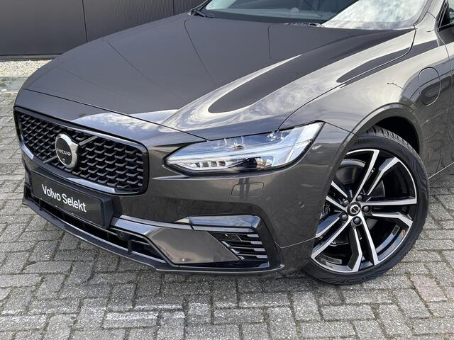 Volvo V90 2.0 T8 Plug-in hybrid AWD Ultra Executive Edition 360 camera/ bowers & Wilkens/ luchtvering/ schuifdak/ stoelventilatie en massage/ trekhaak